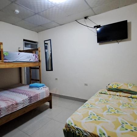 Hostal Brisas Calobrenas Экстерьер фото