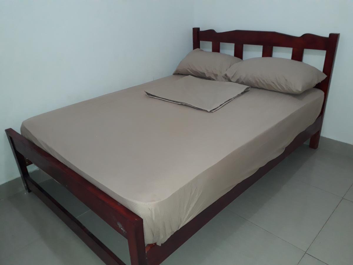 Hostal Brisas Calobrenas Экстерьер фото