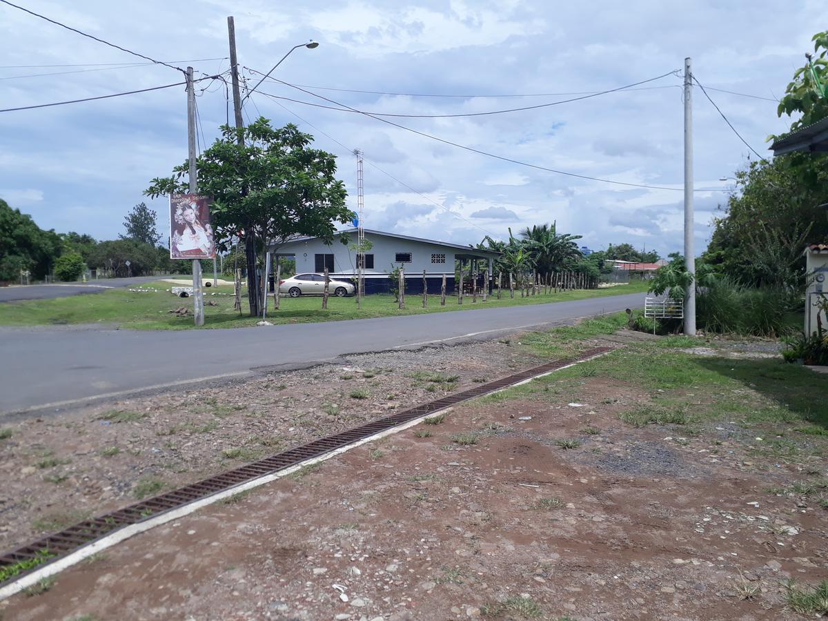 Hostal Brisas Calobrenas Экстерьер фото